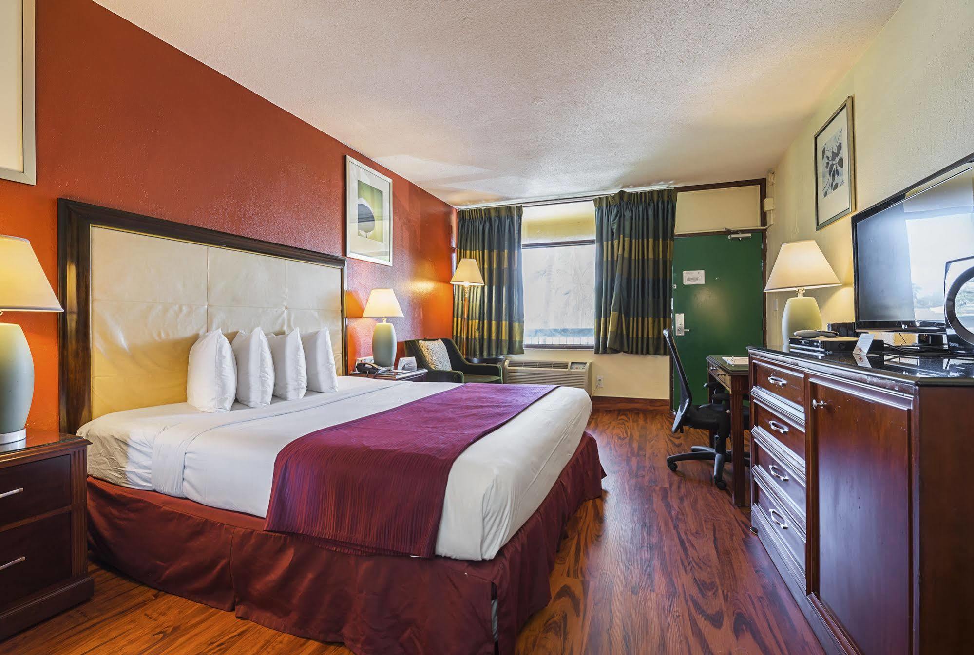 Quality Inn Boca Raton University Area Екстер'єр фото